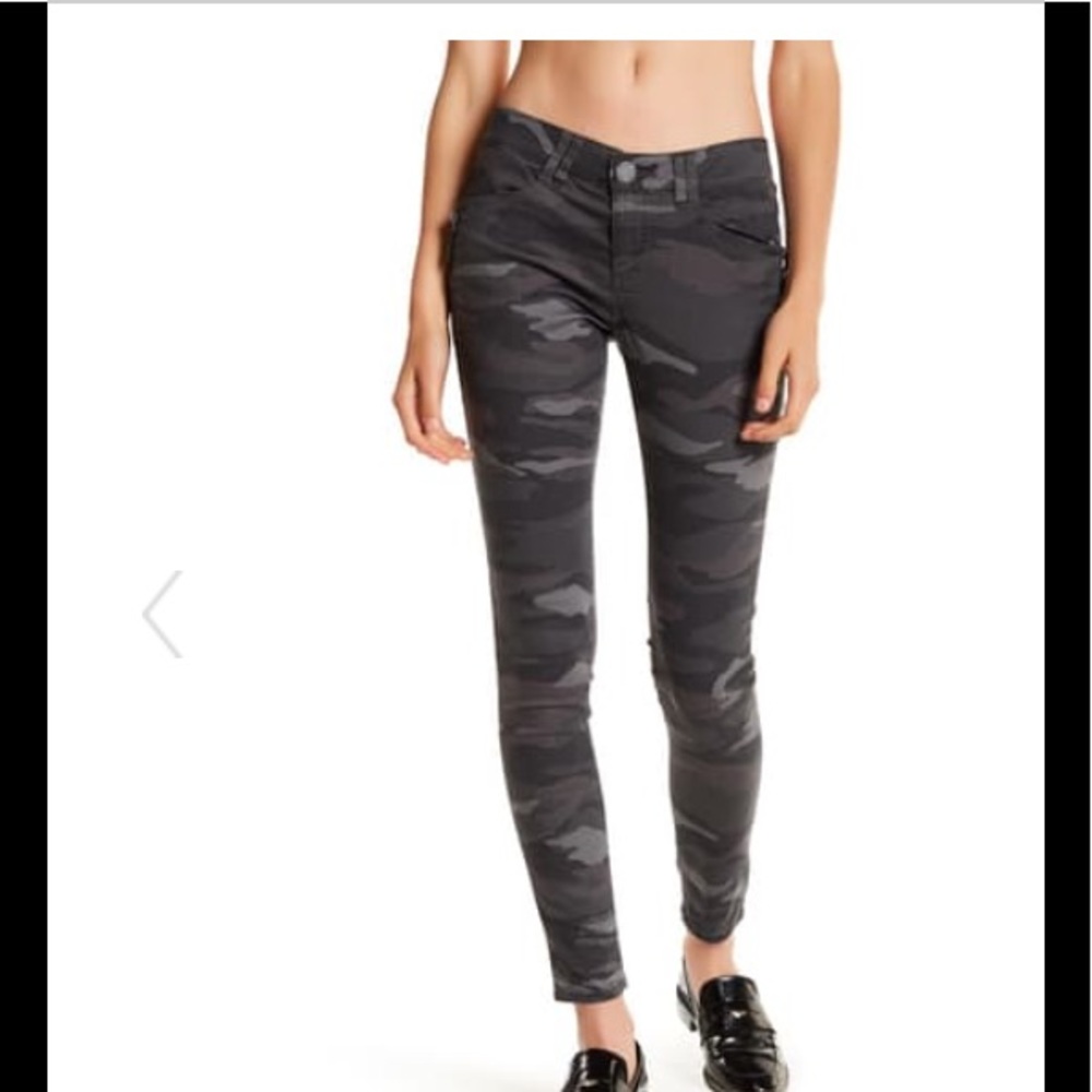 Black Camo jeggings